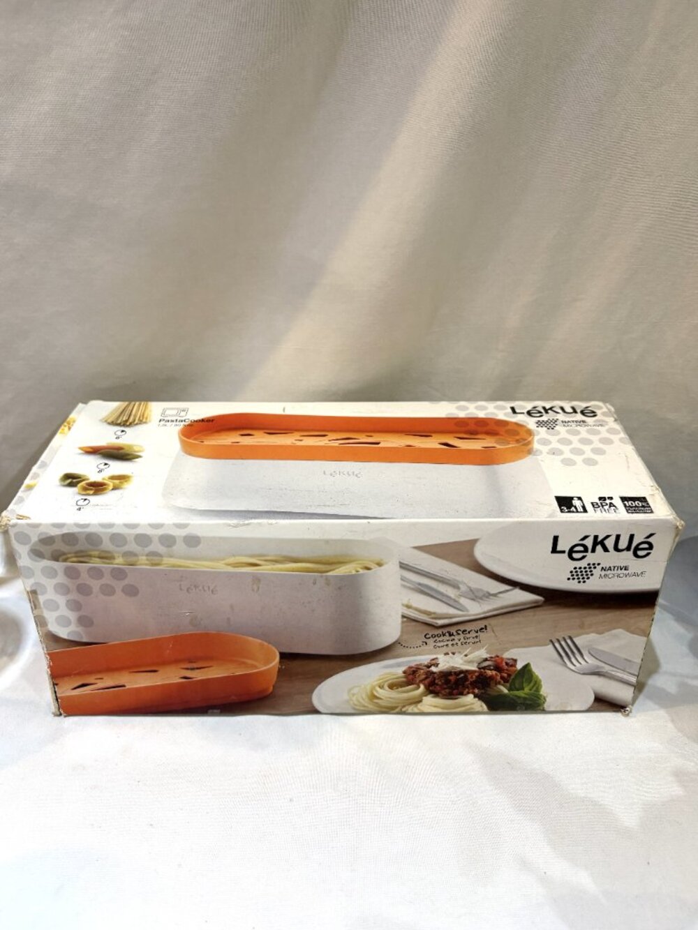 Lekue Micowave Pasta Cooker Cook, Drain, and Serve In One BPA Free 100% Silicone